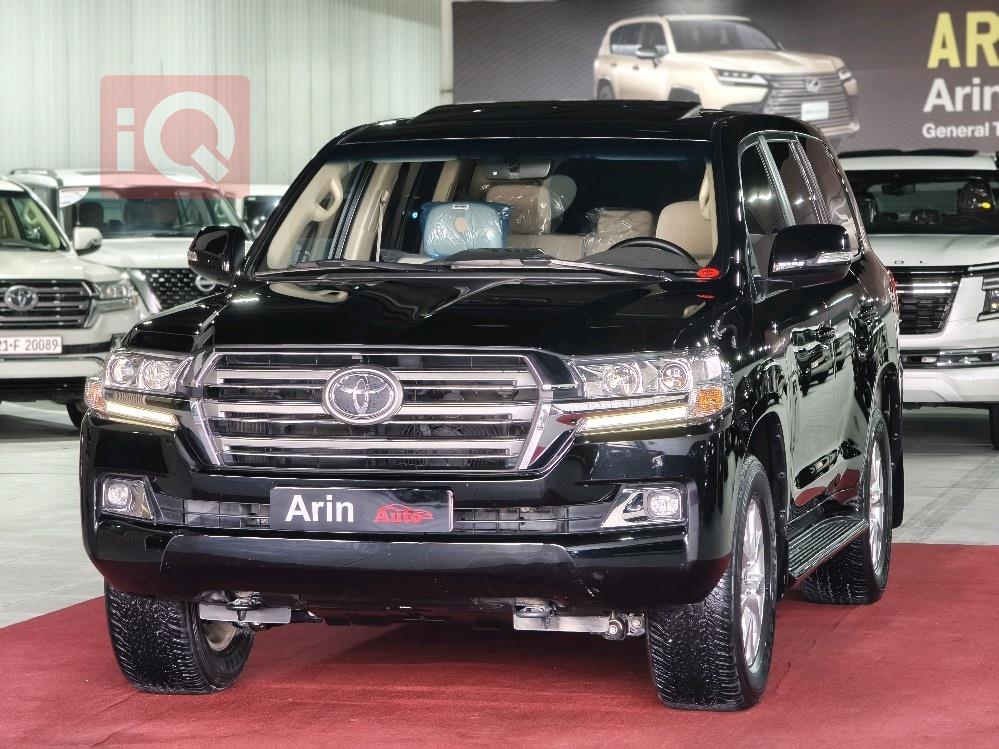 تويوتا لاندكروزر